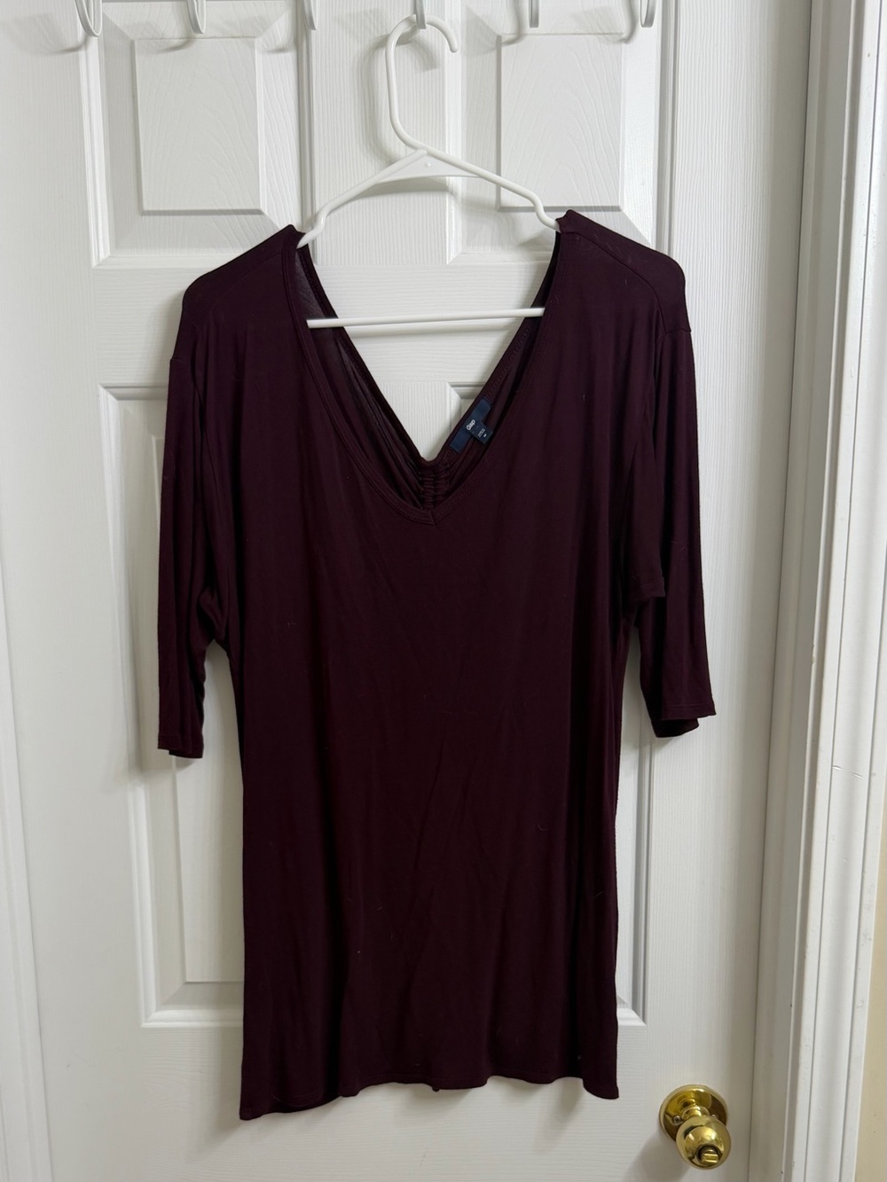 Gap - Women’s V-Neck Short Sleeve Top - Medium